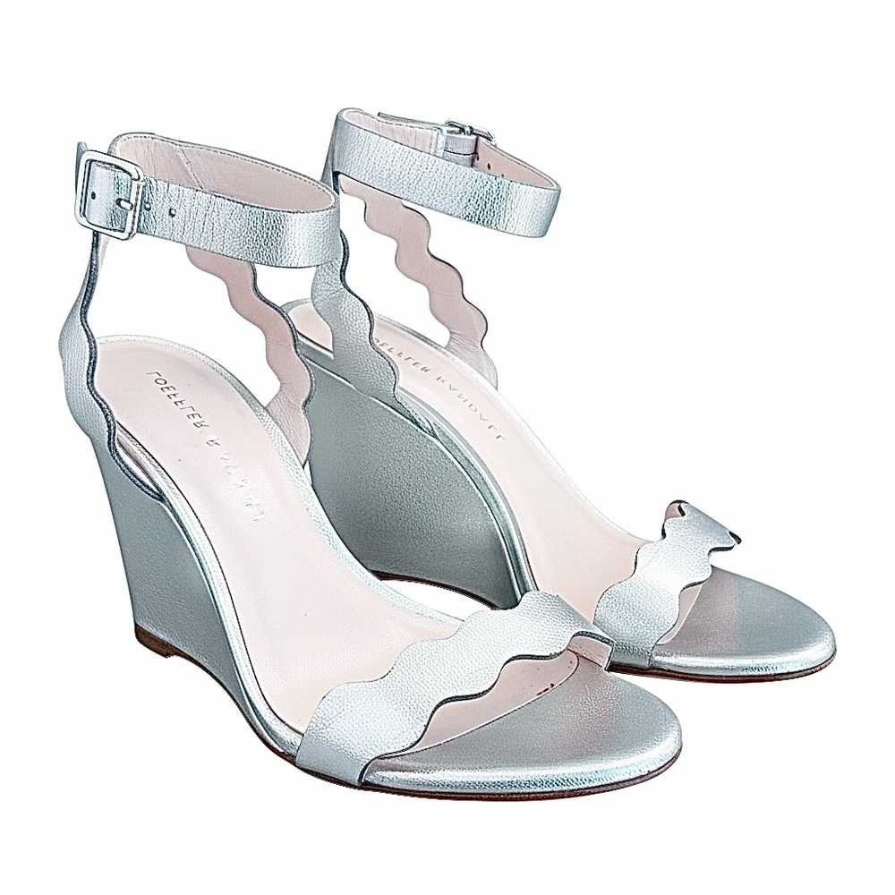 Loeffler Randall Silver Leather Scallop Wedge Sandals 5B